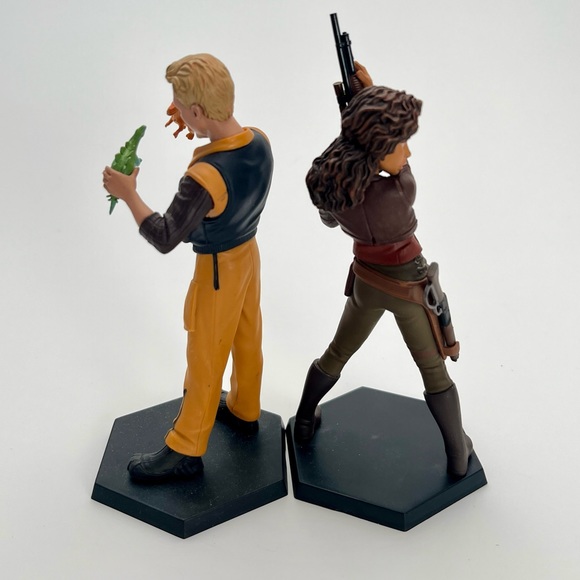 Wash & Zoe Loot Crate 5” Figurines Firefly/Serenity✨ - Picture 5 of 8